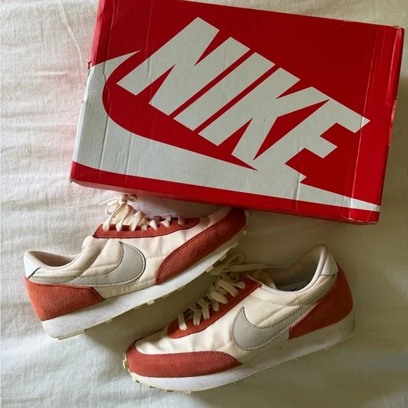 Nike Low-Top Sneakers in Cream & Rust Orange - Picture 3 of 3